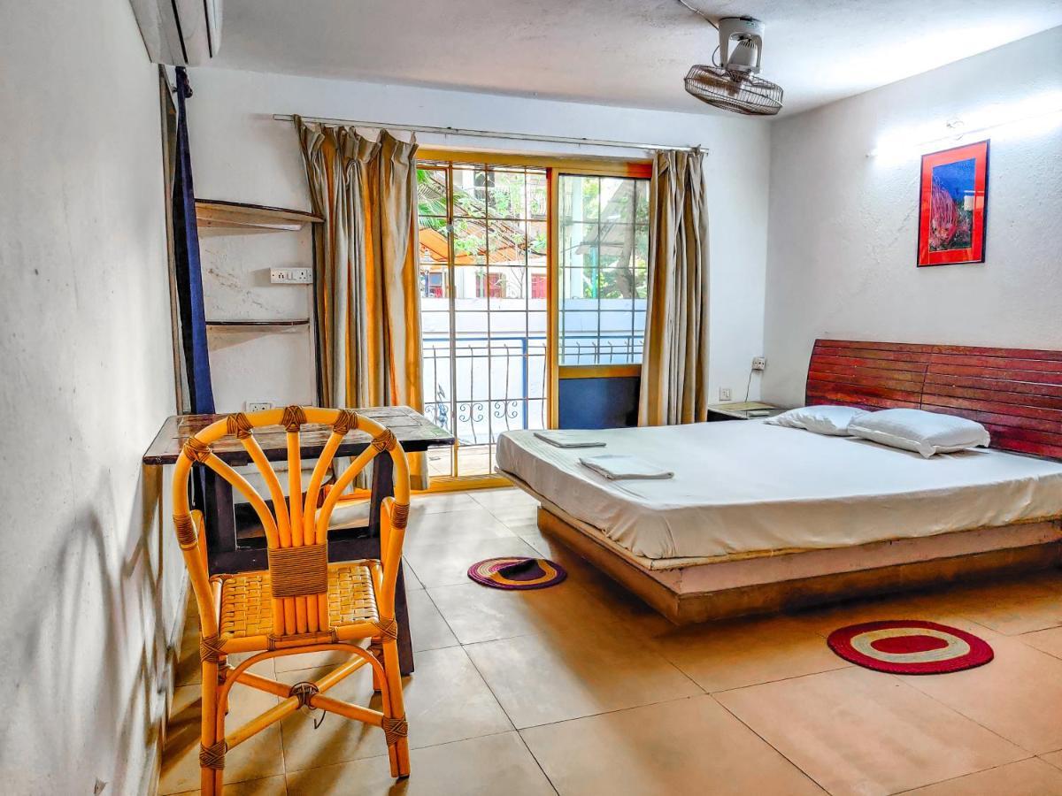 Piggy Hostel Calangute Exterior foto