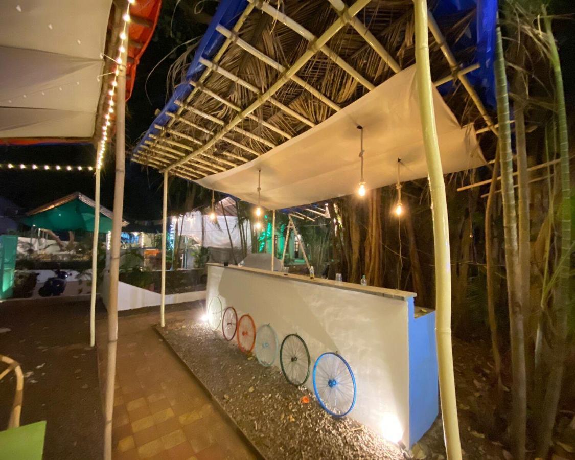 Piggy Hostel Calangute Exterior foto